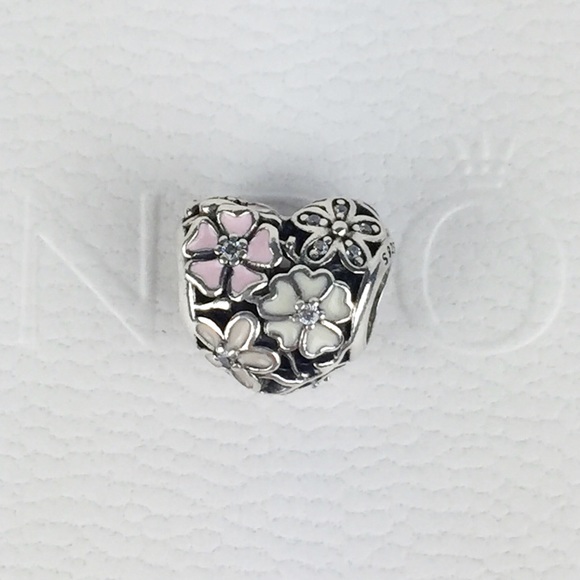 Pandora Jewelry - Authentic Pandora Poetic Blooms heart Charm EUC